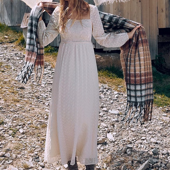 NWTS FREE PEOPLE EYELET MAXI (L) - Picture 9 of 17